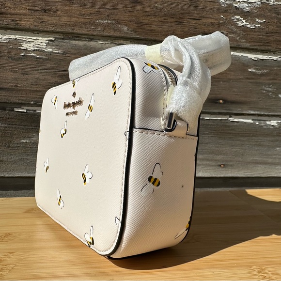 Kate Spade Staci Bee printed crossbody cream and gold NWT - Picture 3 of 9